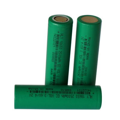 高い比率3C再充電可能な明るい懐中電燈のための3.7v 18650電池2500mah